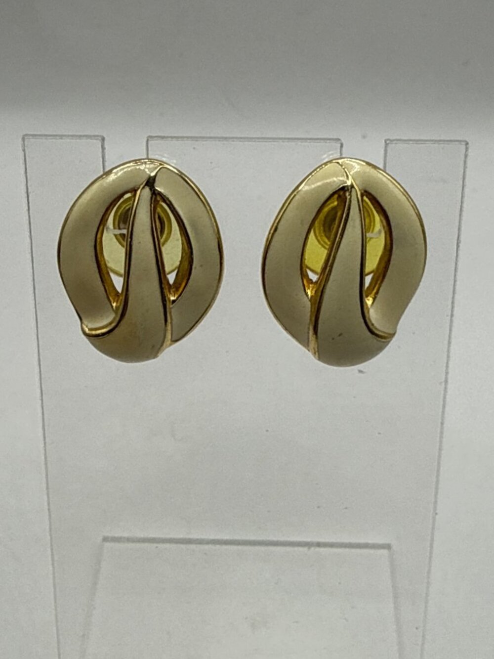 Vintage Monet Signed Gold Cream Enamel Stud Earrings 80s Retro Minimalist EUC